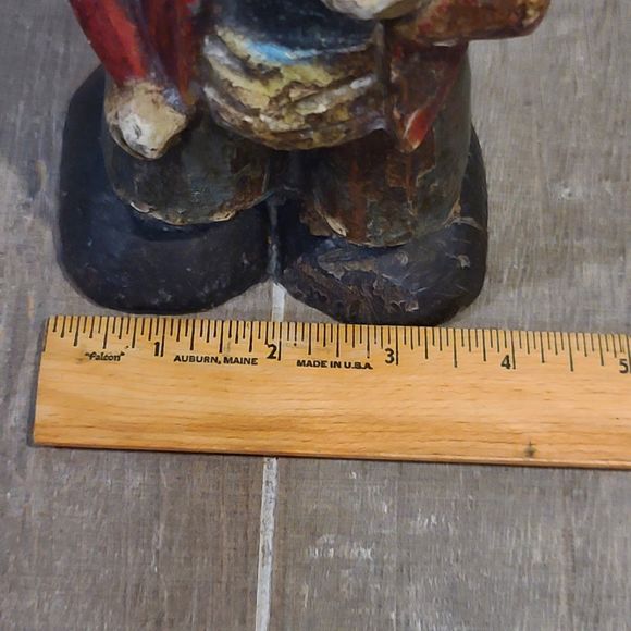 Vintage Folk Art Hand Carved Wooden Figure of a Man Smoking a Pipe - Picture 9 of 9